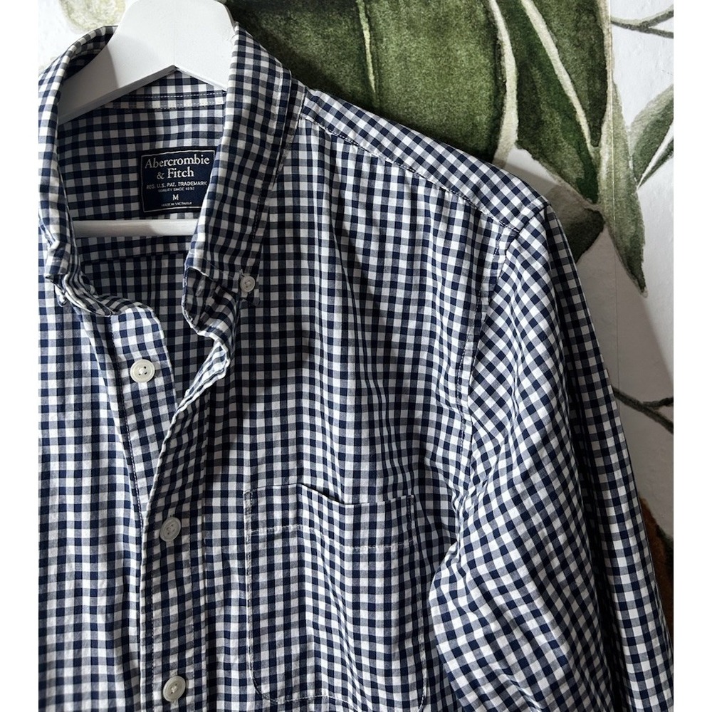 Abercrombie & Fitch Medium Blue Gingham Plaid Button Down Long Sleeve Shirt - Picture 3 of 5